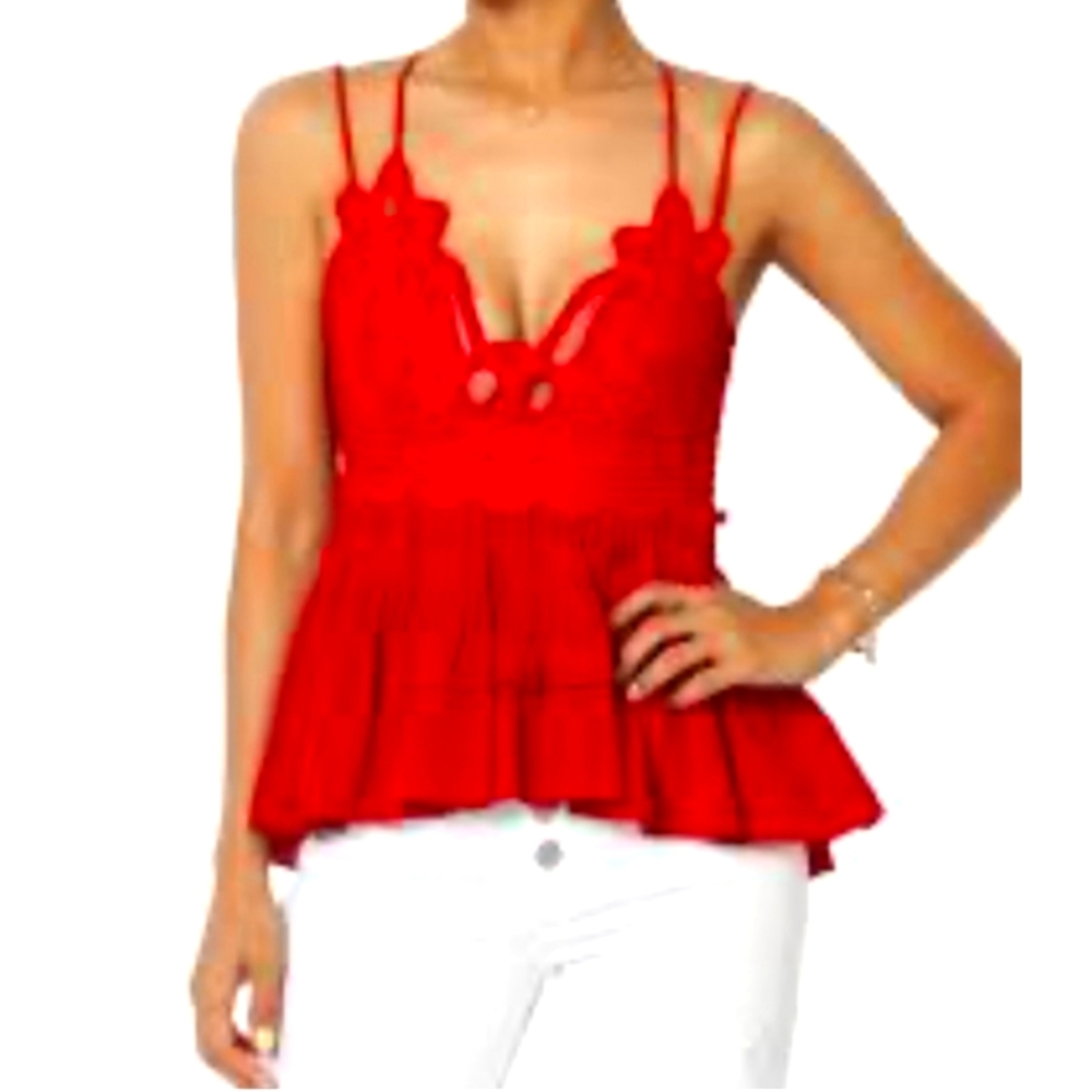 FREE PEOPLE ADELLA CAMI TOP WOMEN  SIZE  M RED  LACE TOP NWT